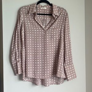 ❌SOLD❌ Polkadot blouse